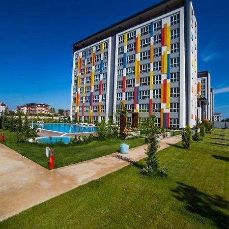 Selin'S Apartment With Pool View Antalya Luaran gambar