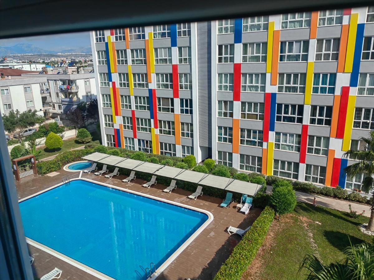 Selin'S Apartment With Pool View Antalya Luaran gambar